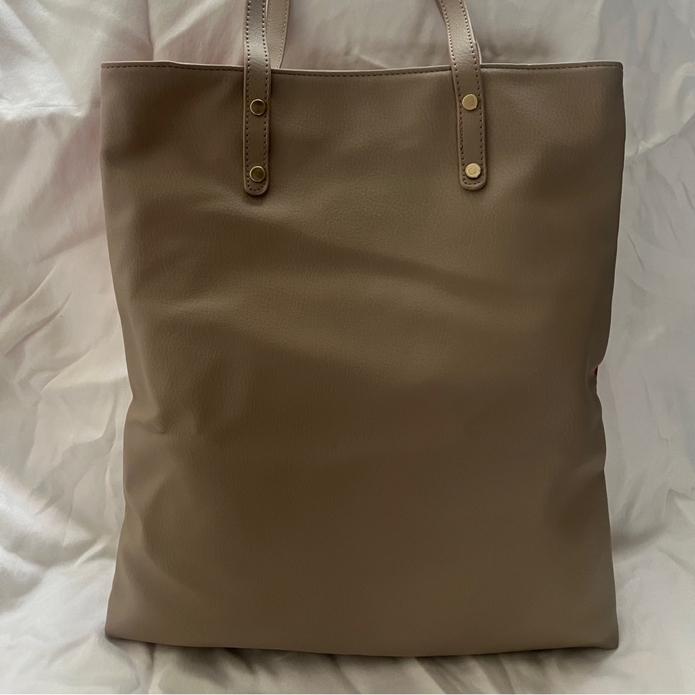 Red ❤️ Tote - Picture 3 of 5